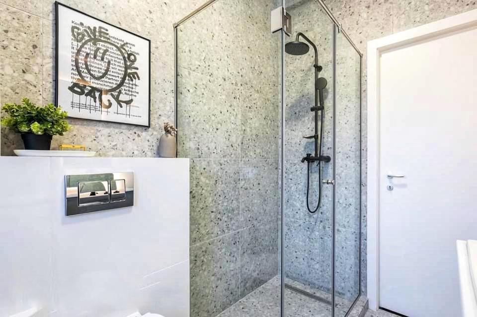 Angelo Bello Luxury Suite City Center By Sattal Bukares Bagian luar foto