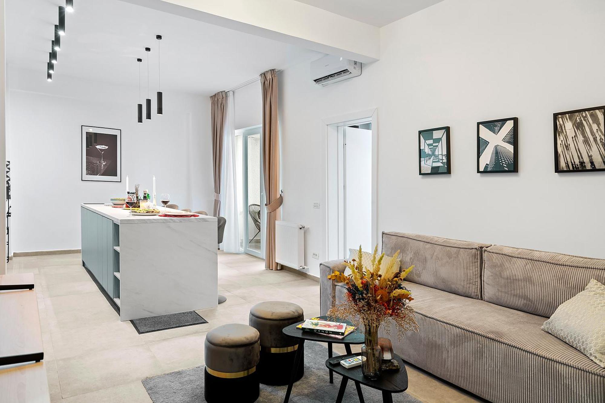 Angelo Bello Luxury Suite City Center By Sattal Bukares Bagian luar foto
